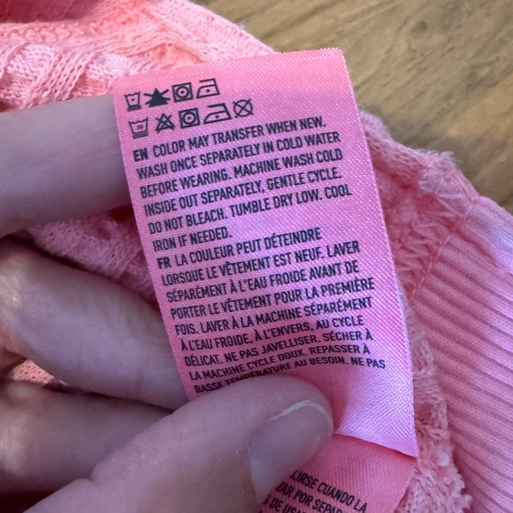 American Eagle Oversized Long Sleeve Waffle Shirt Women’s Medium Light Pink - Picture 8 of 9